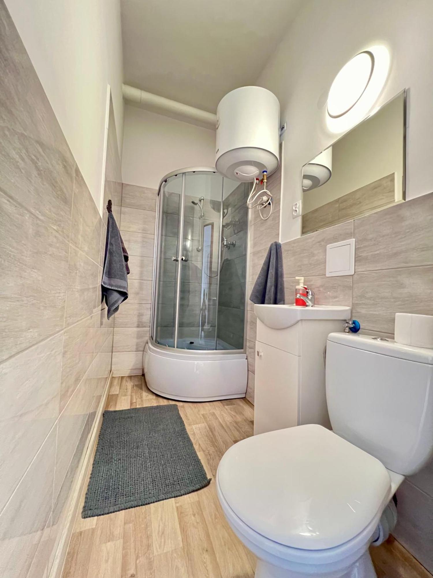 Apartament Przytulna Kawalerka Rzg 5